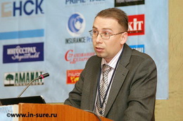 первый омбудсман В. Веревкин. Фото с сайта www.izvestia.kz