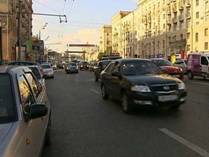 В центре Москвы обстрелян автомобиль, в котором находились дочь и зятя Михаила Барщевского