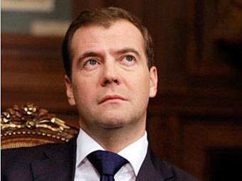 Медведев упростил жизнь сенаторам