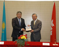 Казахстан и Гонконг договорились о безвизовом режиме
