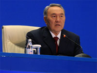 Президенту Казахстана Нурсултану Назарбаеву ежемесячно будут докладывать об исполнении "Программы занятости-2020"