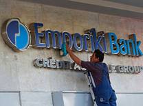 Французы продали греческий банк за 1 евро