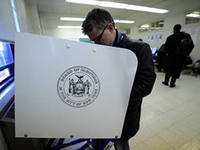 Власти Нью-Йорка упростили голосование для пострадавших от урагана