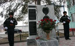 В Алматинской области увековечены имена дорожных полицейских, погибших при исполнении служебного долга