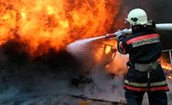 На Атырауском НПЗ продолжается ликвидация пожара