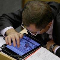 На Украине предложили ввести налог на планшеты и мобильники