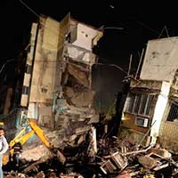 В Мумбаи обрушился пятиэтажный жилой дом